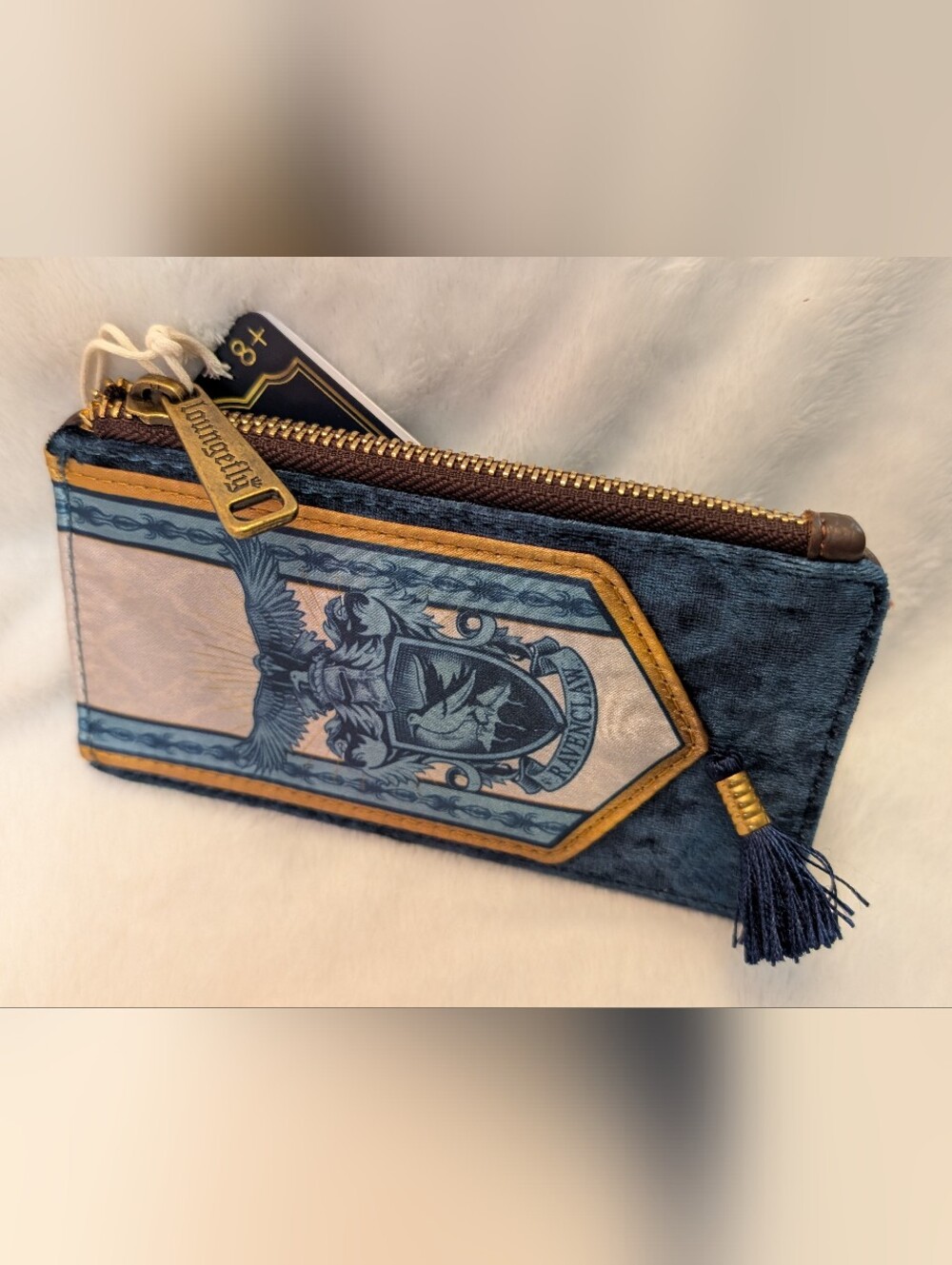 loungefly Harry Potter Ravenclaw Banner Velvet Card Holder wallet - Picture 3 of 4